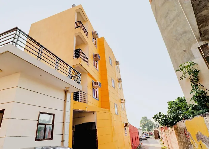 Hotel O Urban Wings New Delhi